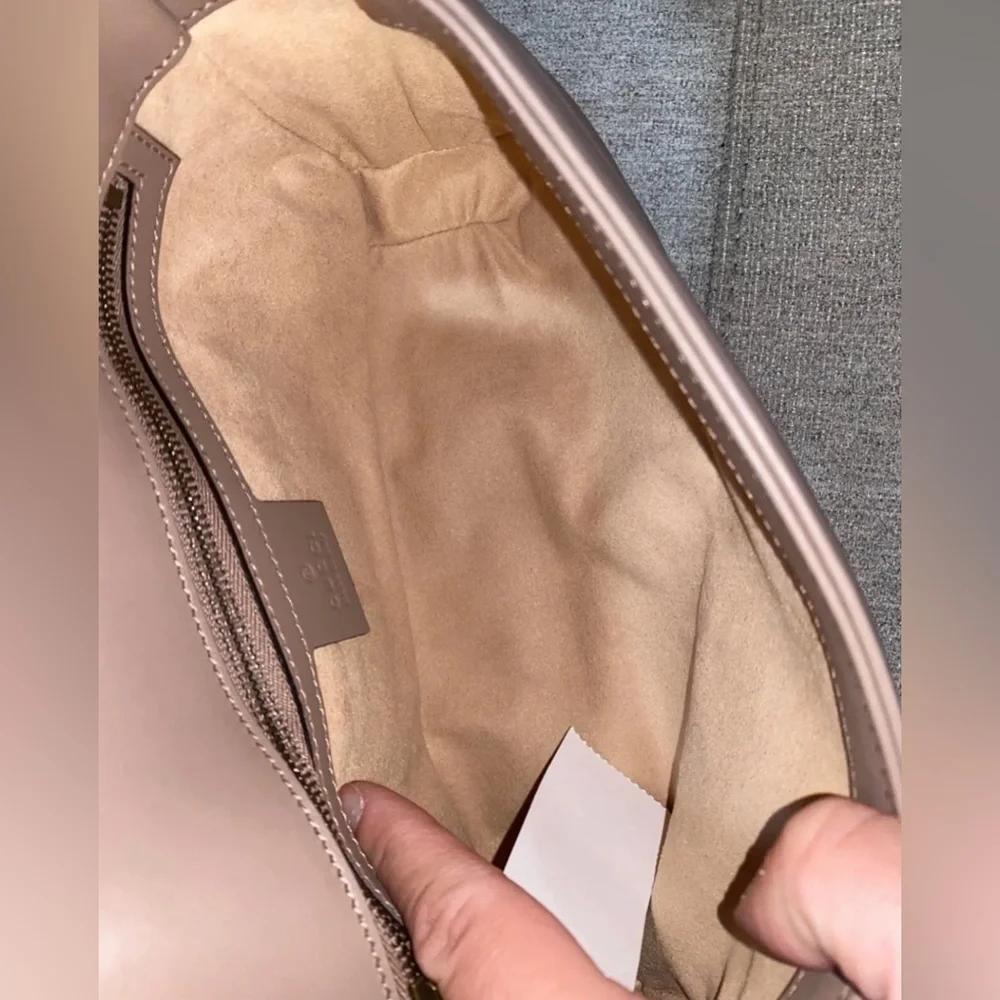 Gucci GG Marmont Small Shoulder Flap Bag - Picture 7 of 8
